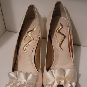 Nina Fulvia Satin Open-Toe Pump